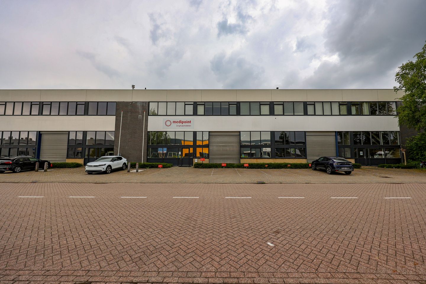 Bekijk foto 3 van Pampuslaan 103