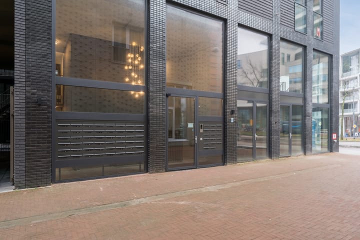 Foto 4 van Lutonhof 345