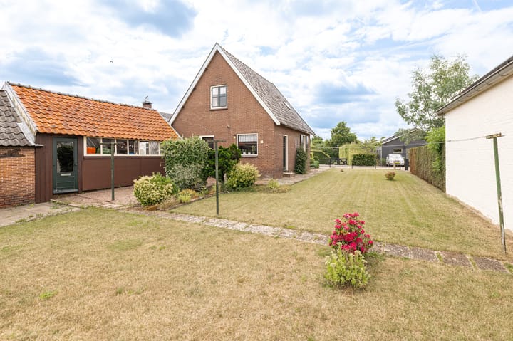 Vrijstaande woning te koop: Poppelenburgerstraat 22, Geldermalsen