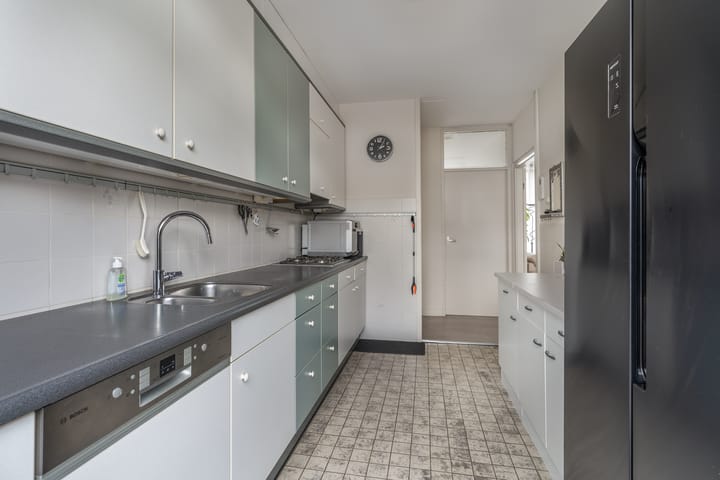 Tussenwoning te koop: Van Herlaerstraat 18, Ammerzoden