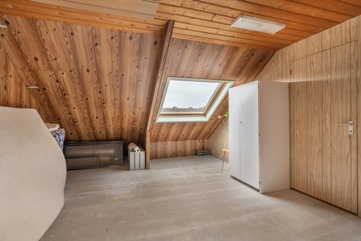 Tussenwoning te koop: Van Herlaerstraat 18, Ammerzoden