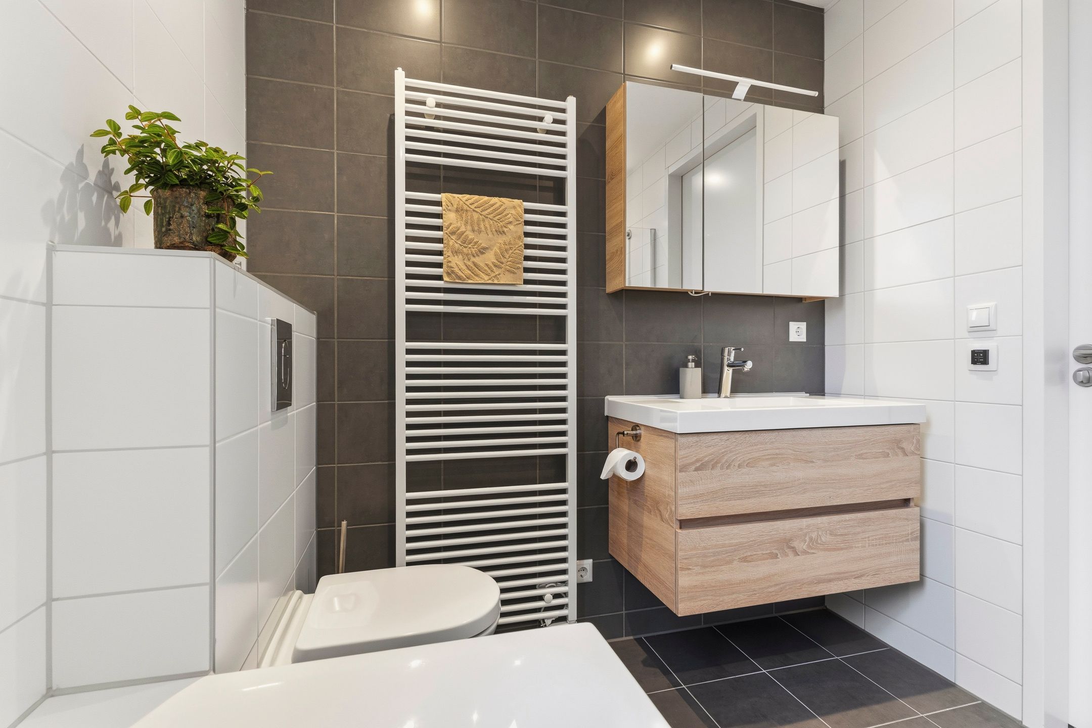 Photo 27 of Italiëstraat 90