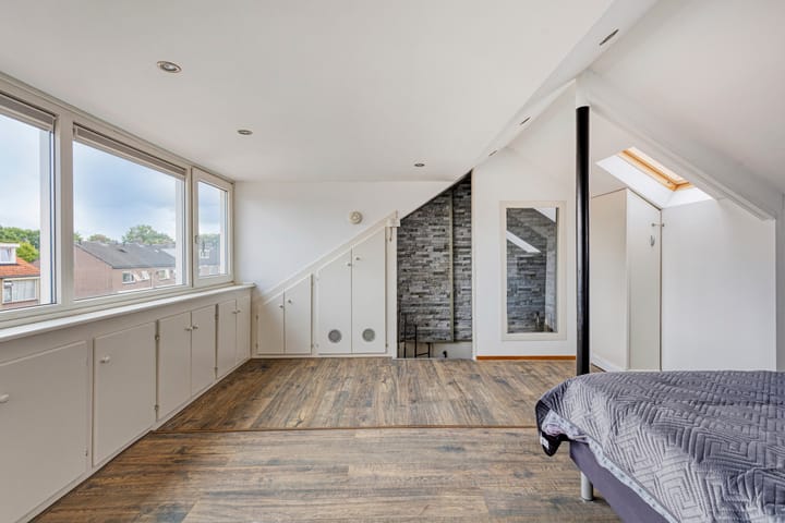 Tussenwoning te koop: Startvenseweg 65, Wijchen