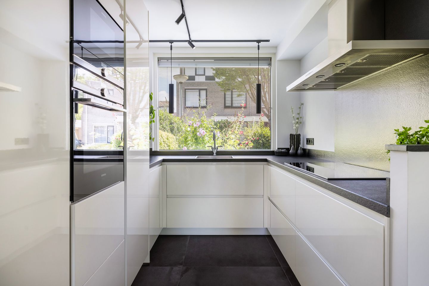 Foto 4 van Denpasarstraat 37