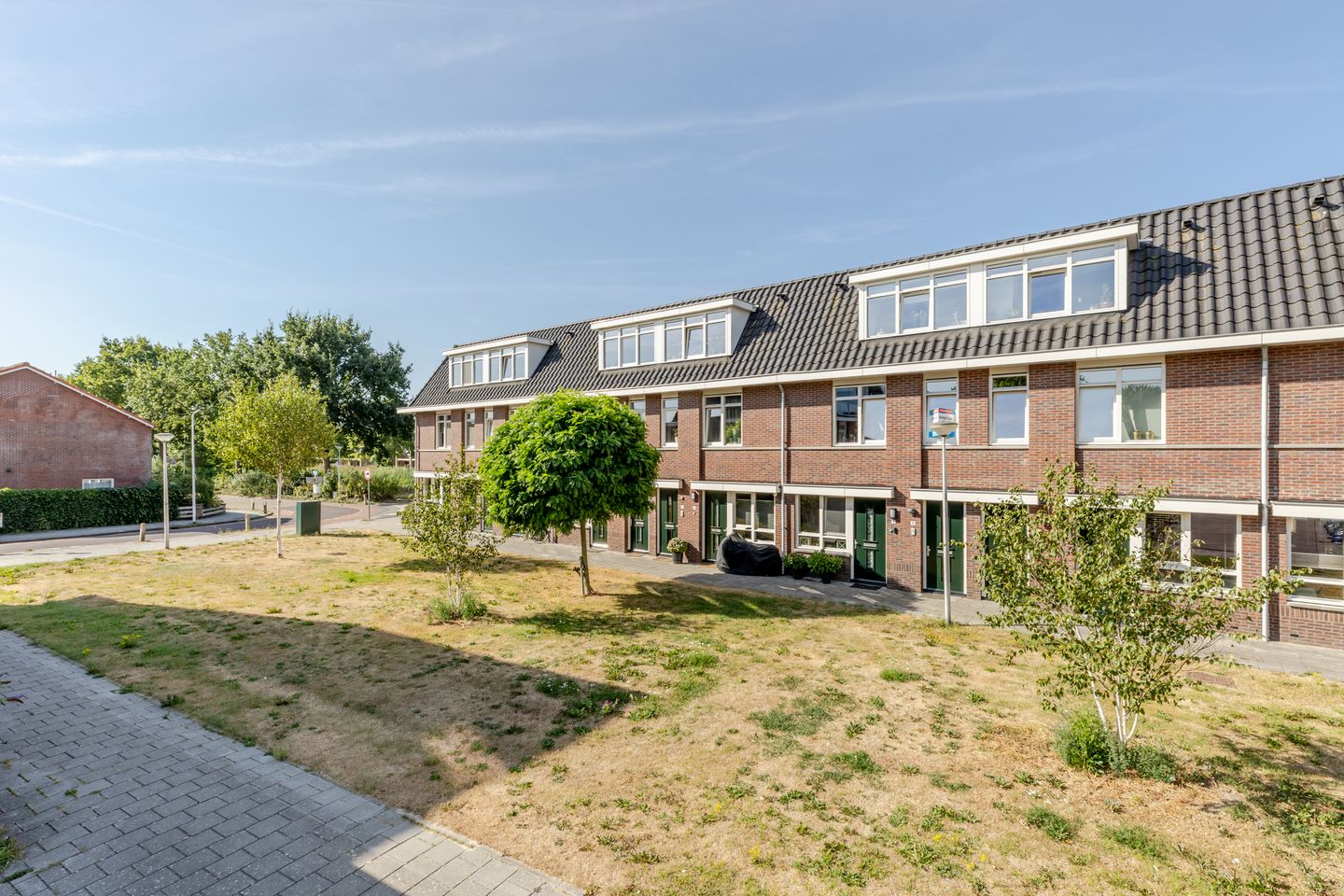 Photo 5 of Morgen 6