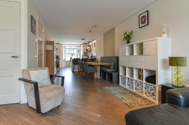 Tussenwoning te koop: Hoofdstraat 101, Santpoort-Noord