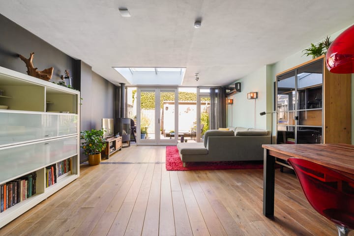 Tussenwoning te koop: A.B. van Lieshoutlaan 101, Waalwijk