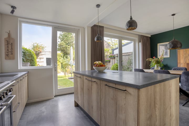 Tussenwoning te koop: Felix Timmermanslaan 12, Rosmalen