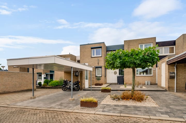 Tussenwoning te koop: Alexander-Eik 26, Kerkrade