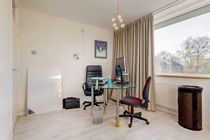 Tussenwoning te koop: Sluyterslaan 343, Nieuwegein