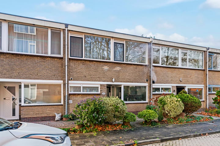 Tussenwoning te koop: Sluyterslaan 343, Nieuwegein