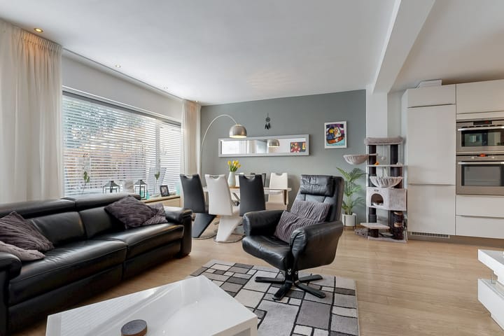 Tussenwoning te koop: Sluyterslaan 343, Nieuwegein
