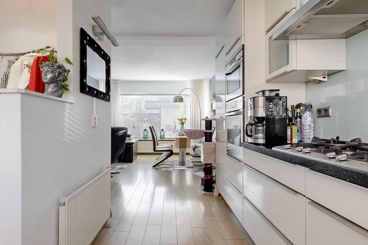 Tussenwoning te koop: Sluyterslaan 343, Nieuwegein
