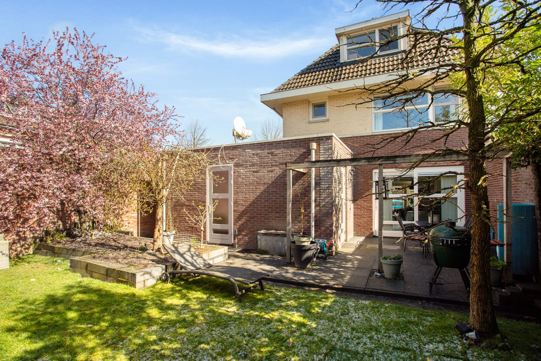 Foto 47 van Floresstraat 3