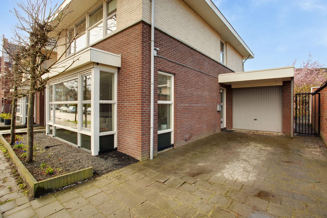 Foto 11 van Floresstraat 3
