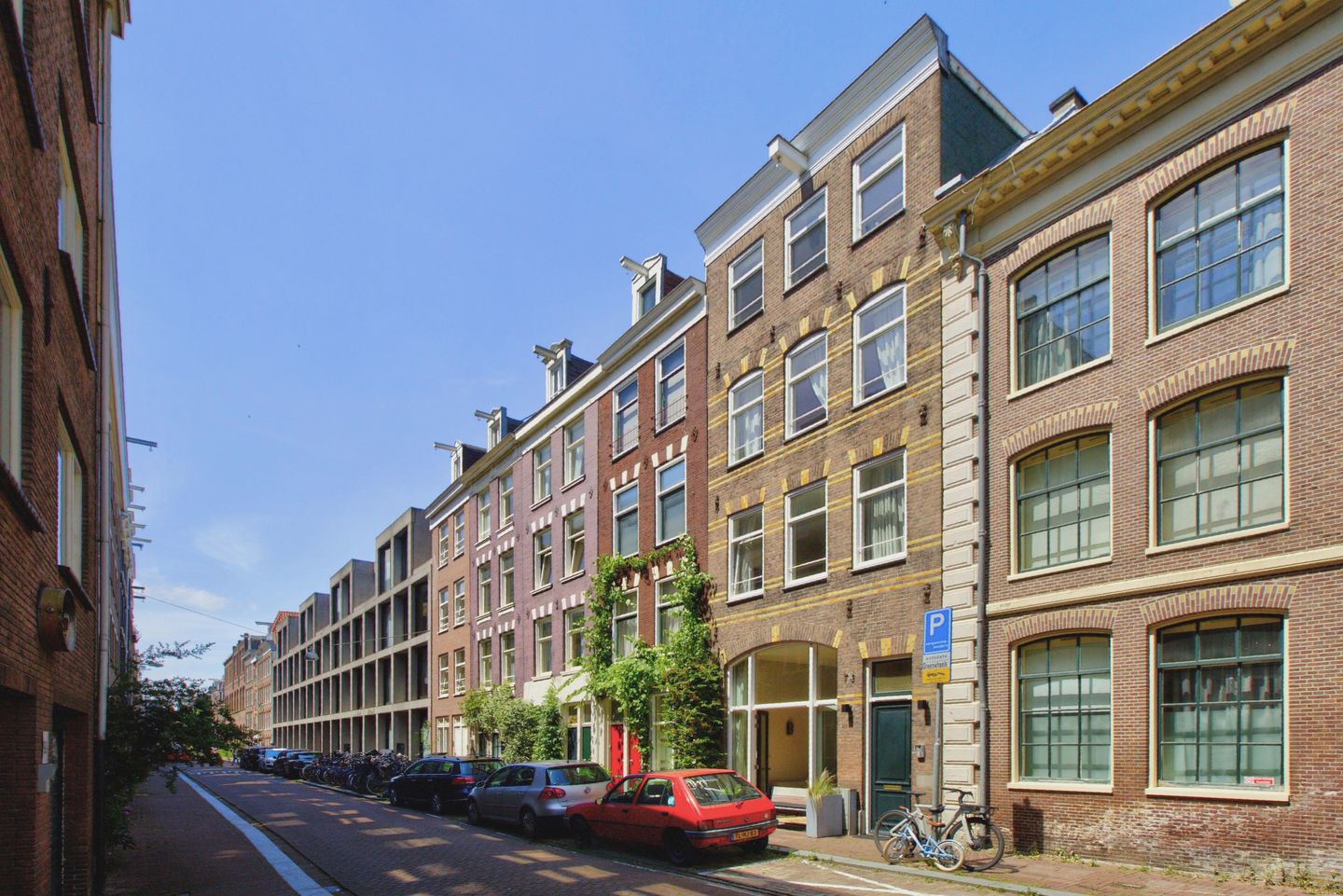 Photo 25 of Fokke Simonszstraat 73-A
