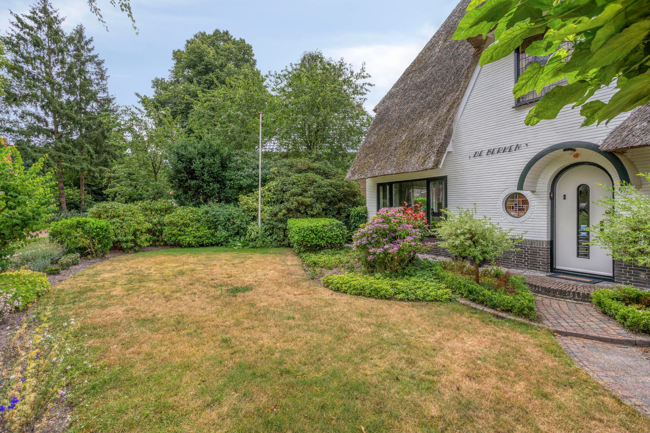 Photo 6 of Dennenlaan 57