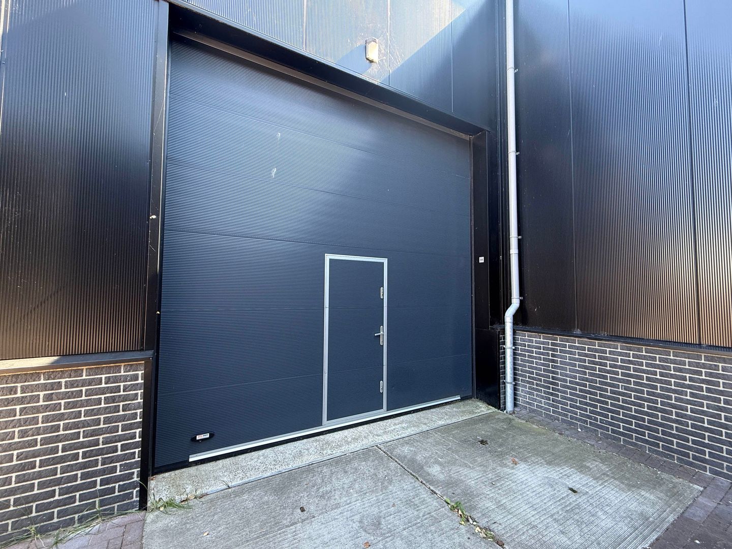 Bekijk foto 1 van Bedrijfsweg 1-AG