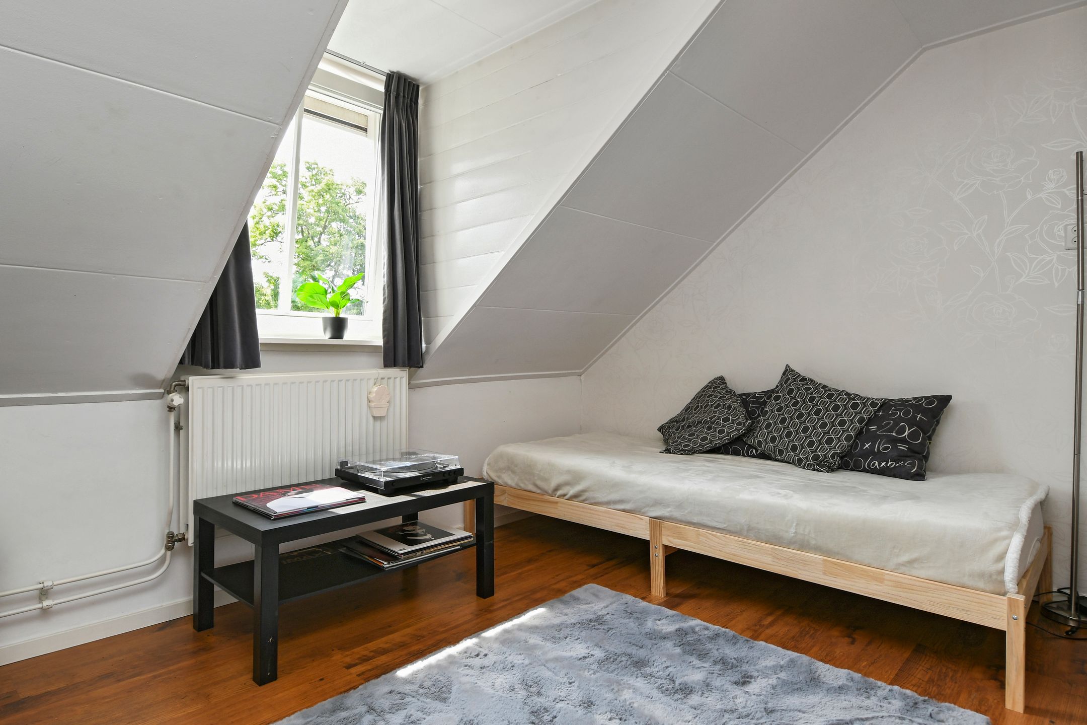 Foto 42 van Floralaan West 278-A