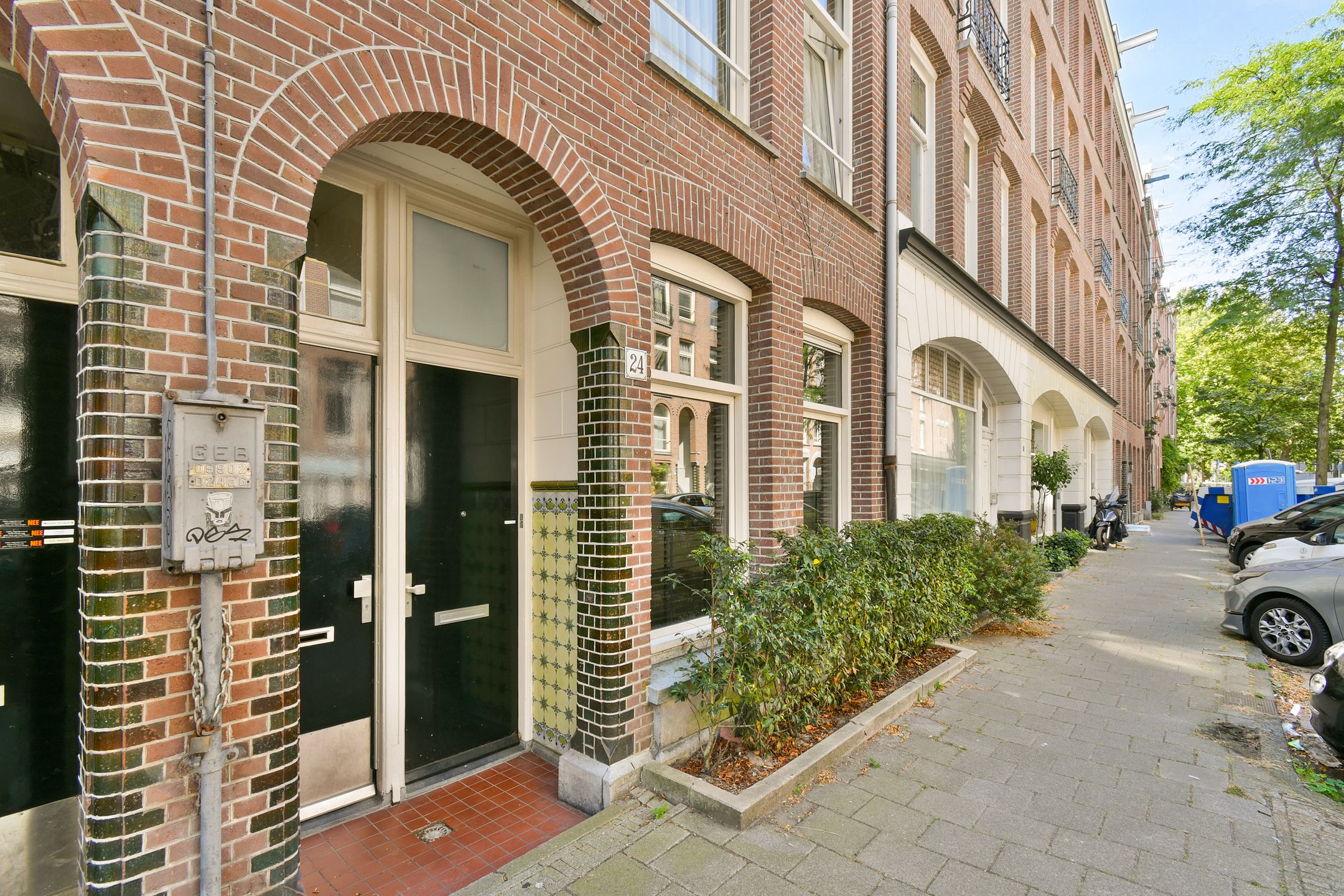 Photo 3 of Van Ostadestraat 24-H