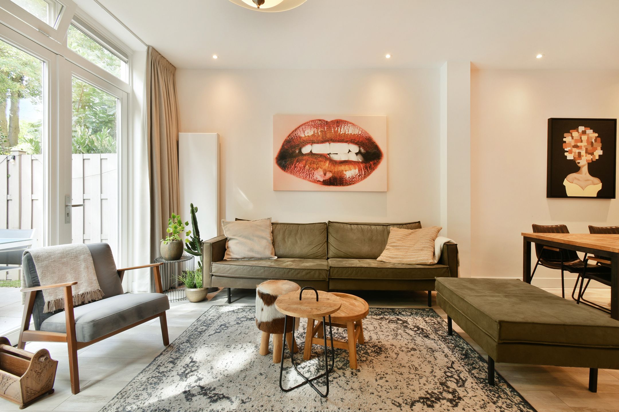 Photo 6 of Van Ostadestraat 24-H