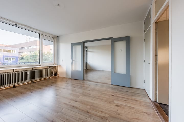 Appartement te koop: Ouddiemerlaan 231, Diemen