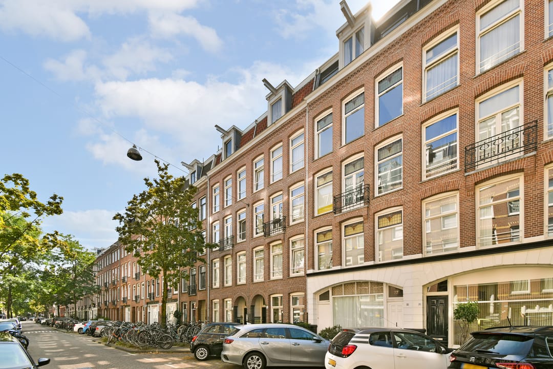 Photo 31 of Van Ostadestraat 24-H