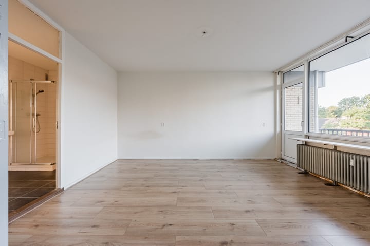 Appartement te koop: Ouddiemerlaan 231, Diemen