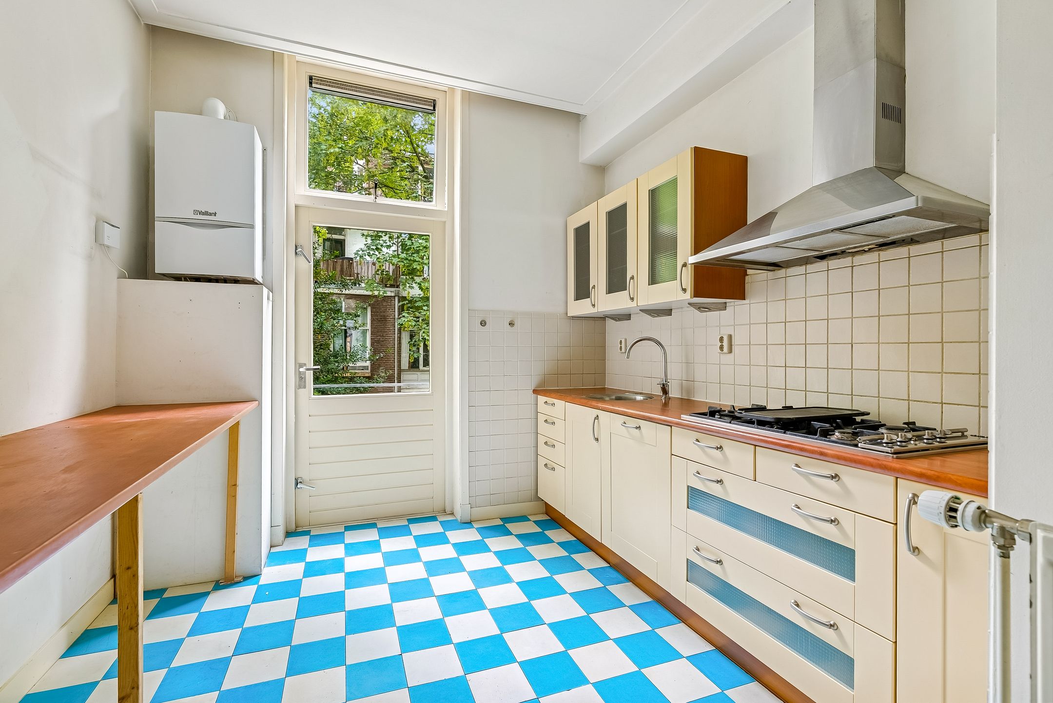 Photo 24 of Justus van Effenstraat 23