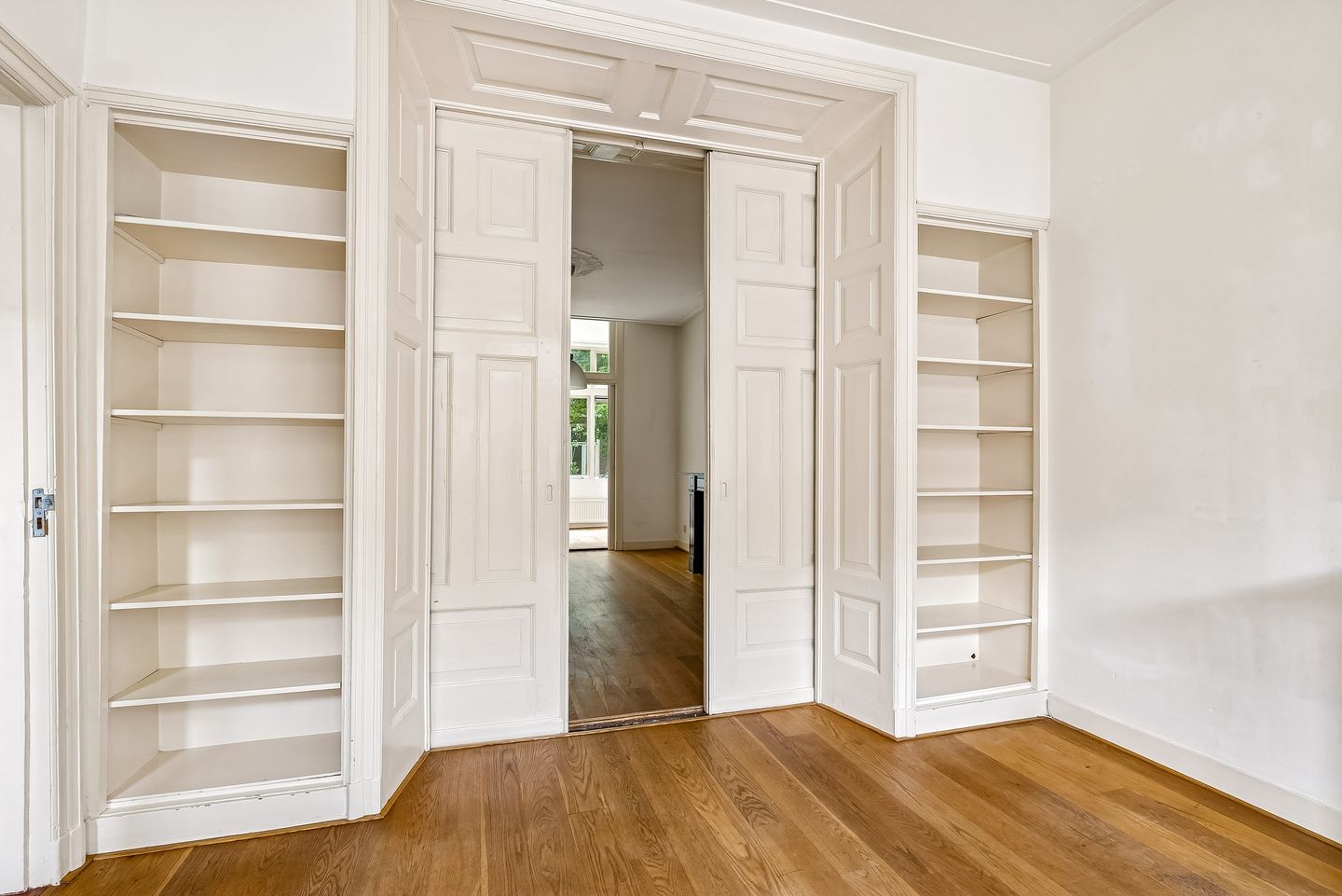 Photo 14 of Justus van Effenstraat 23