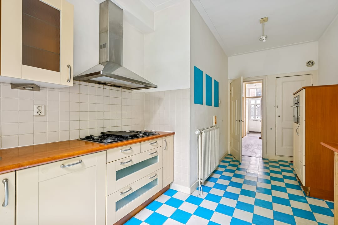 Photo 23 of Justus van Effenstraat 23