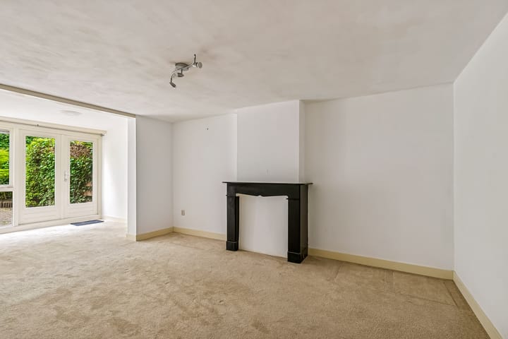 Photo 3 of Justus van Effenstraat 23