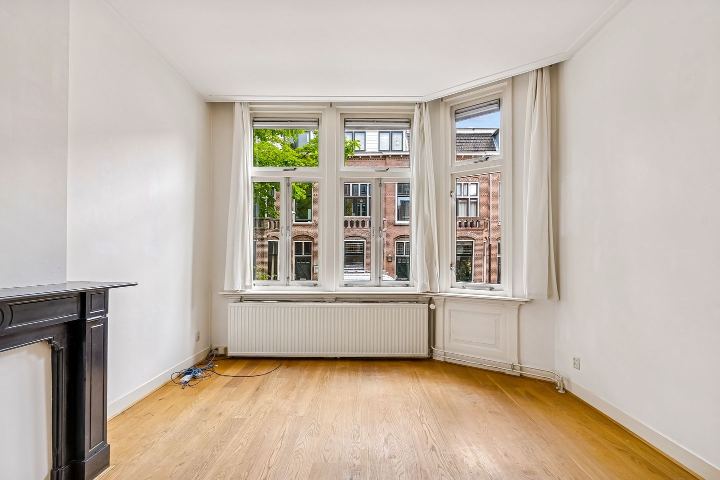 Photo 10 of Justus van Effenstraat 23