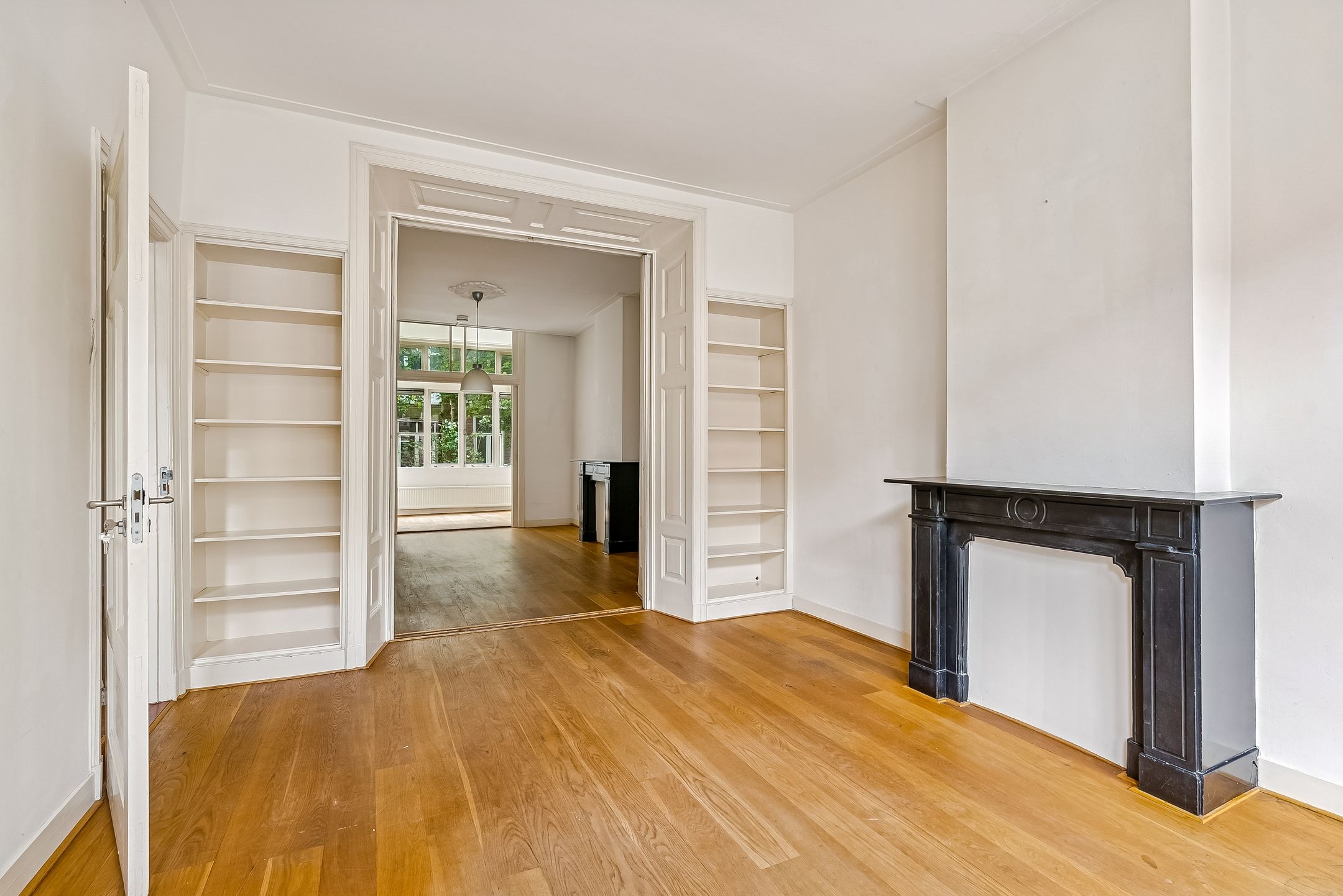 Photo 12 of Justus van Effenstraat 23