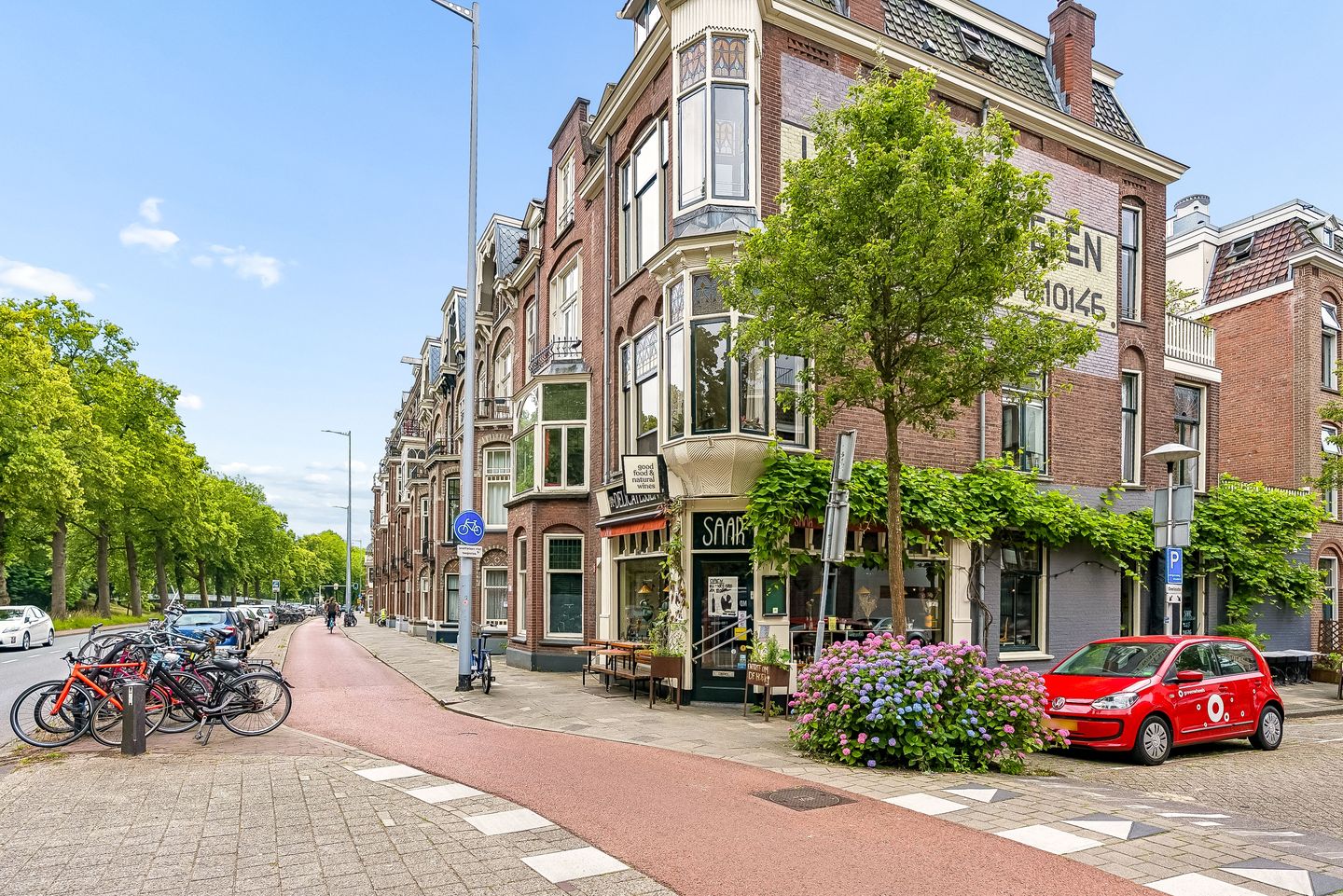 Photo 44 of Justus van Effenstraat 23