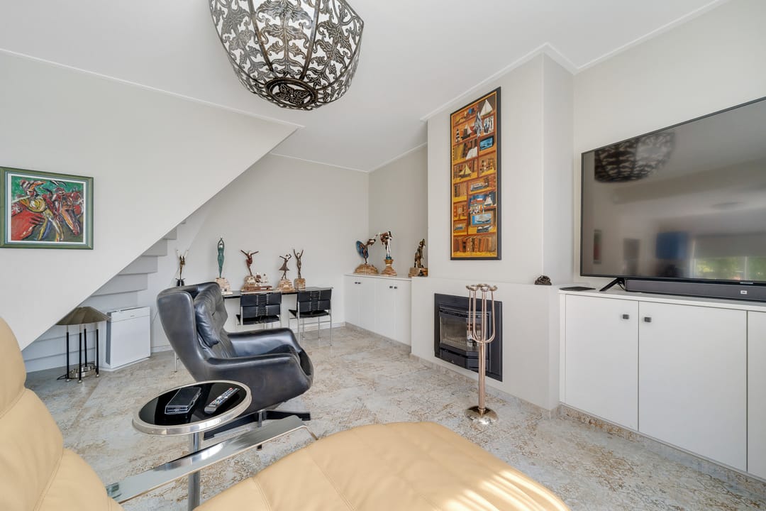 Photo 16 of Bornsestraat 376