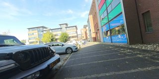 View 360° photos