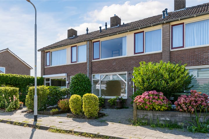 Foto 2 van Iepenlaan 8