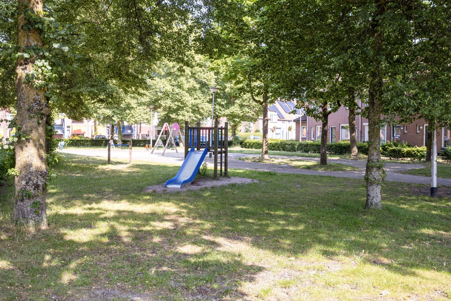 Photo 34 of Minister van Sonstraat 28