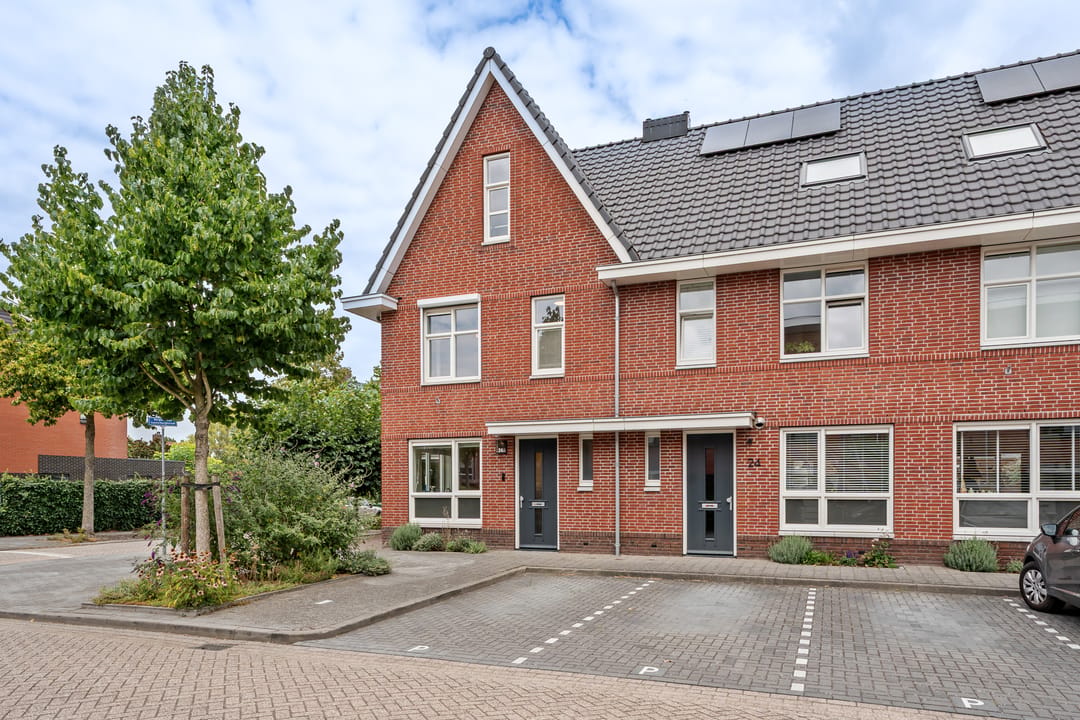 Photo 37 of Burgemeester Vermeulenstraat 24-A