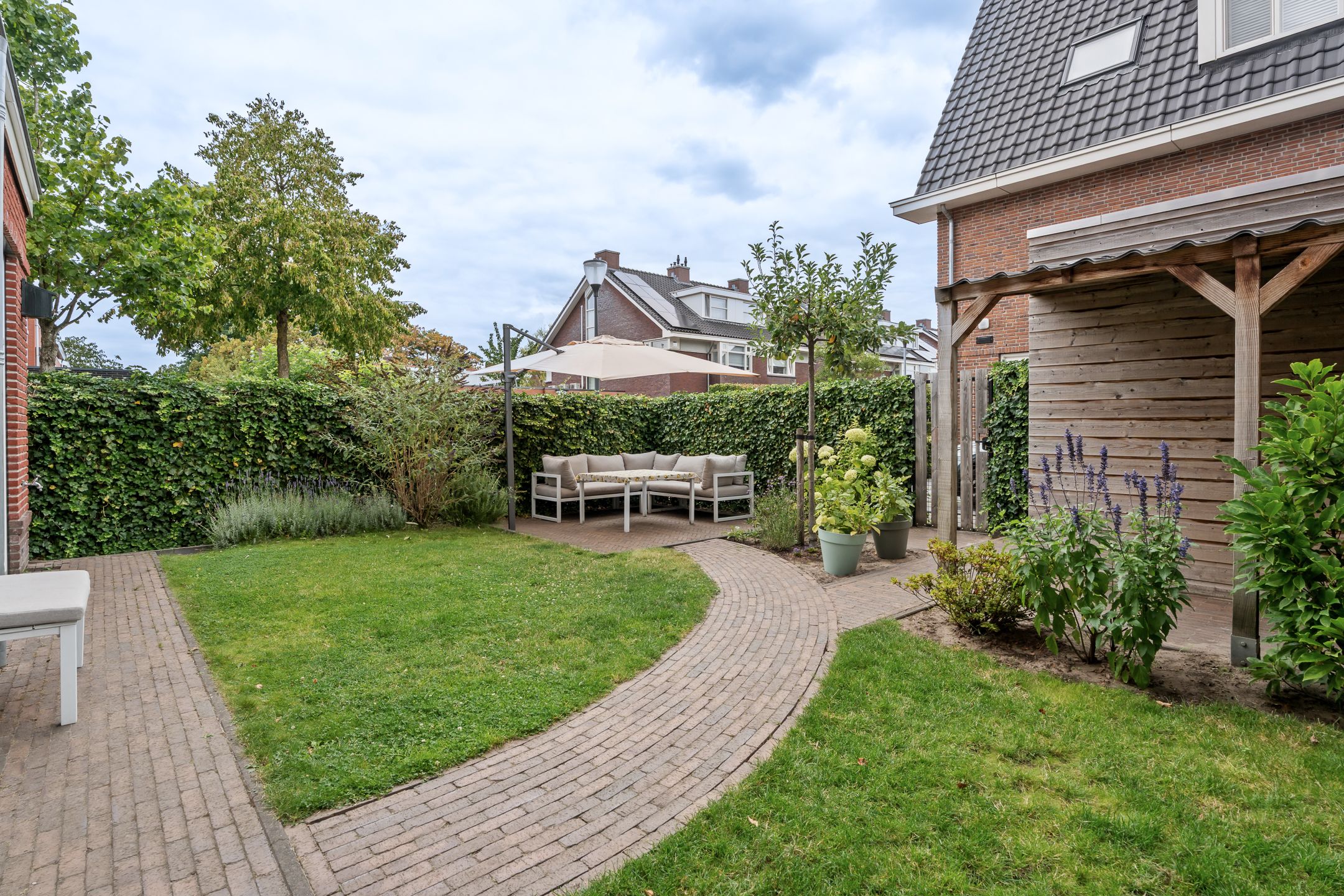 Photo 33 of Burgemeester Vermeulenstraat 24-A