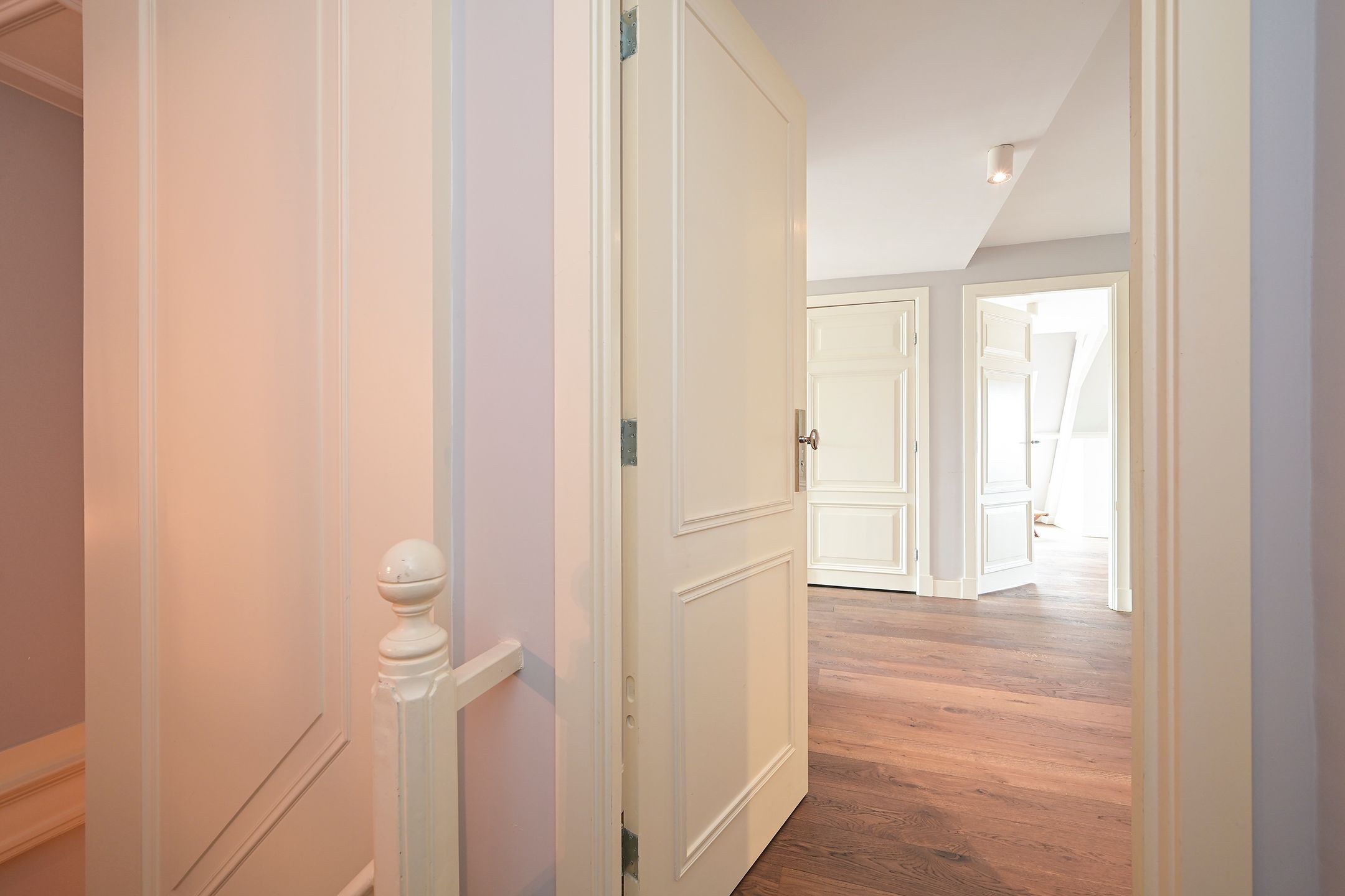 Photo 9 of Laan Copes van Cattenburch 62-C