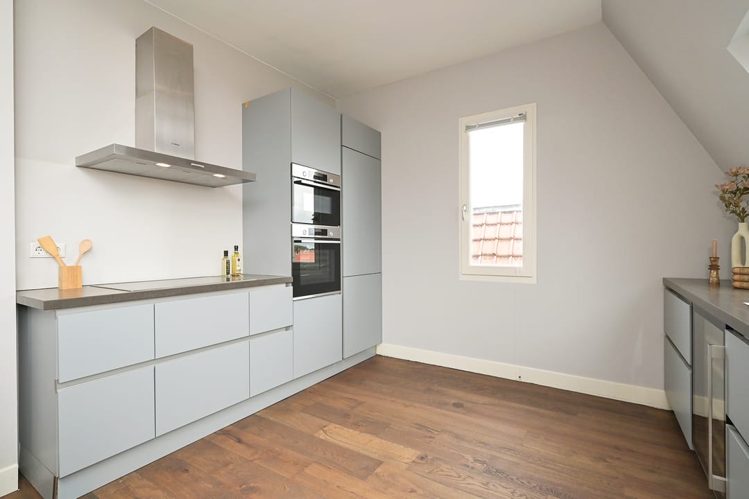 Photo 32 of Laan Copes van Cattenburch 62-C
