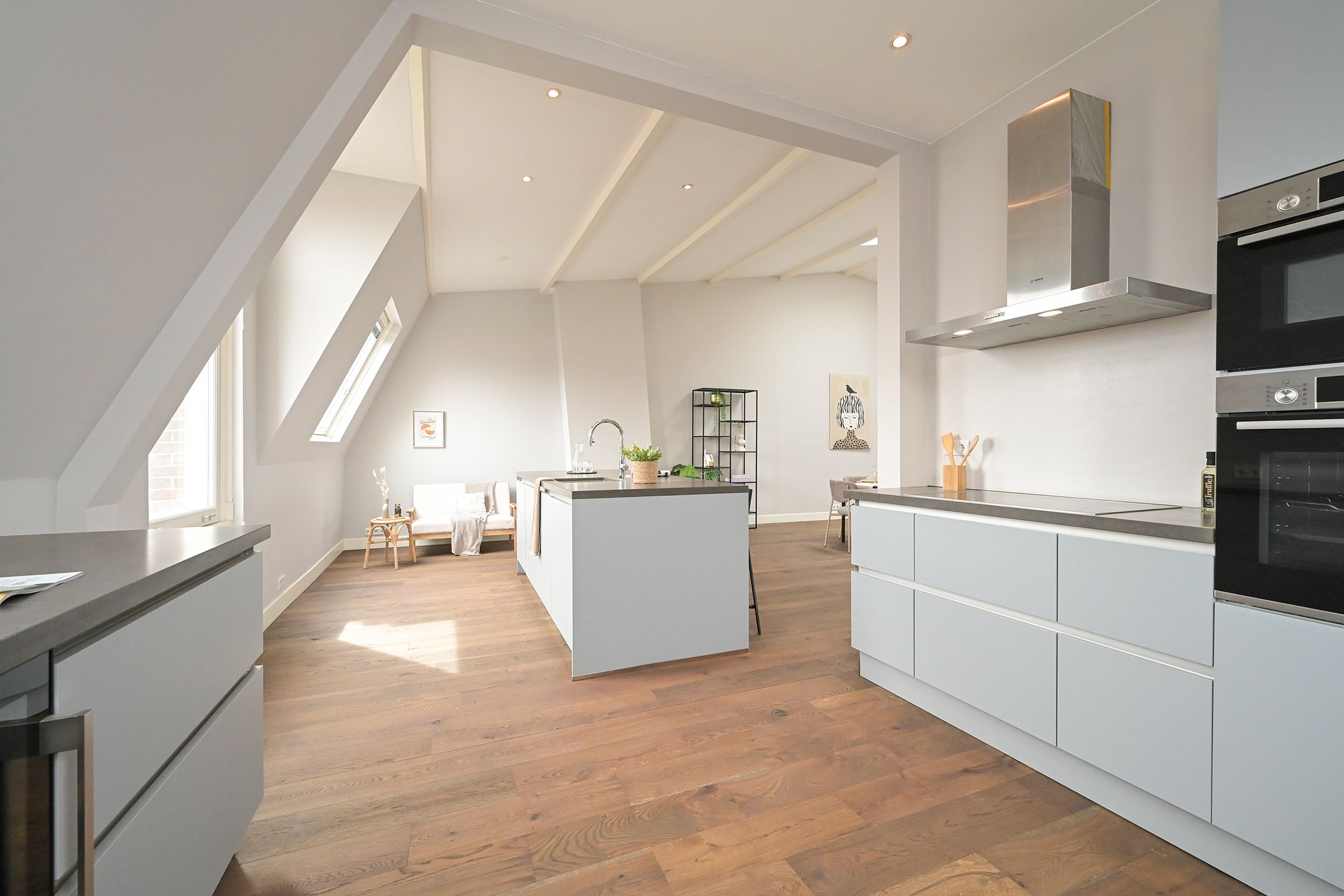Photo 33 of Laan Copes van Cattenburch 62-C
