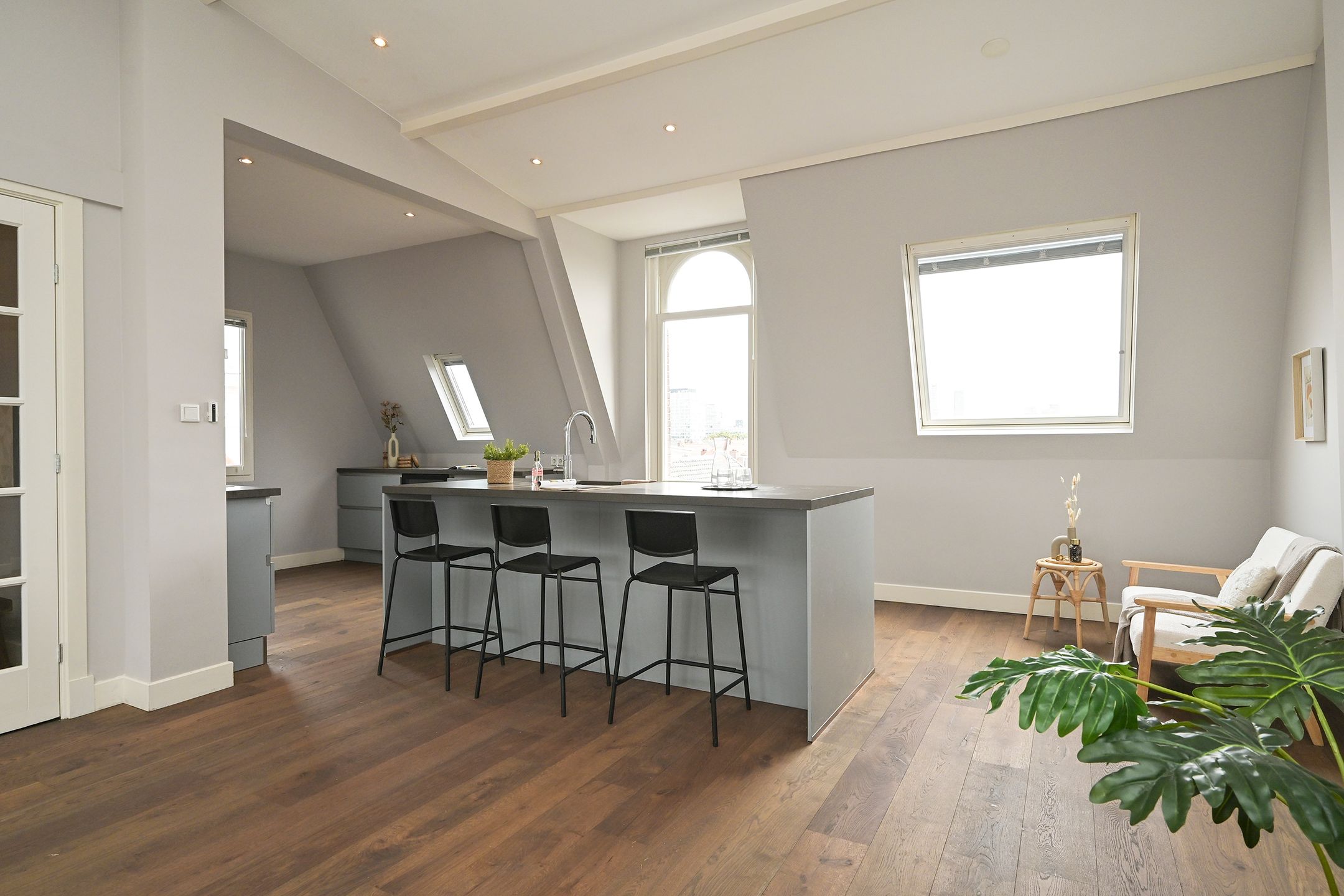 Photo 27 of Laan Copes van Cattenburch 62-C