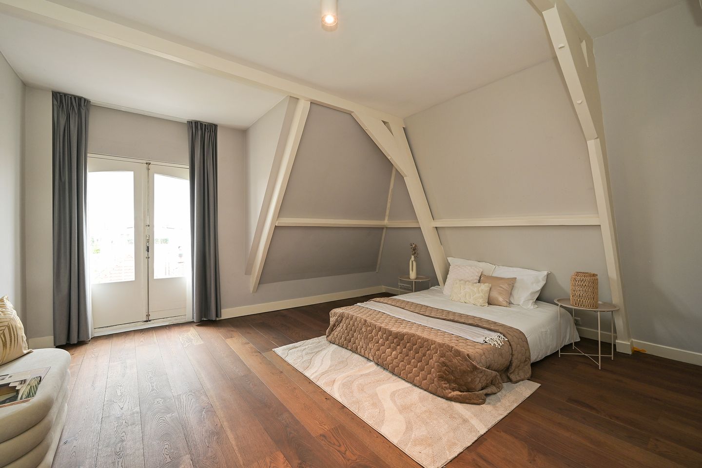 Photo 40 of Laan Copes van Cattenburch 62-C