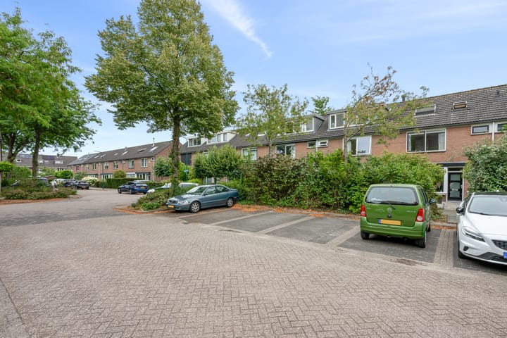 Tussenwoning te koop: Anne Franklaan 30, Bilthoven