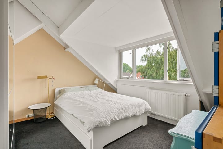 Tussenwoning te koop: Anne Franklaan 30, Bilthoven
