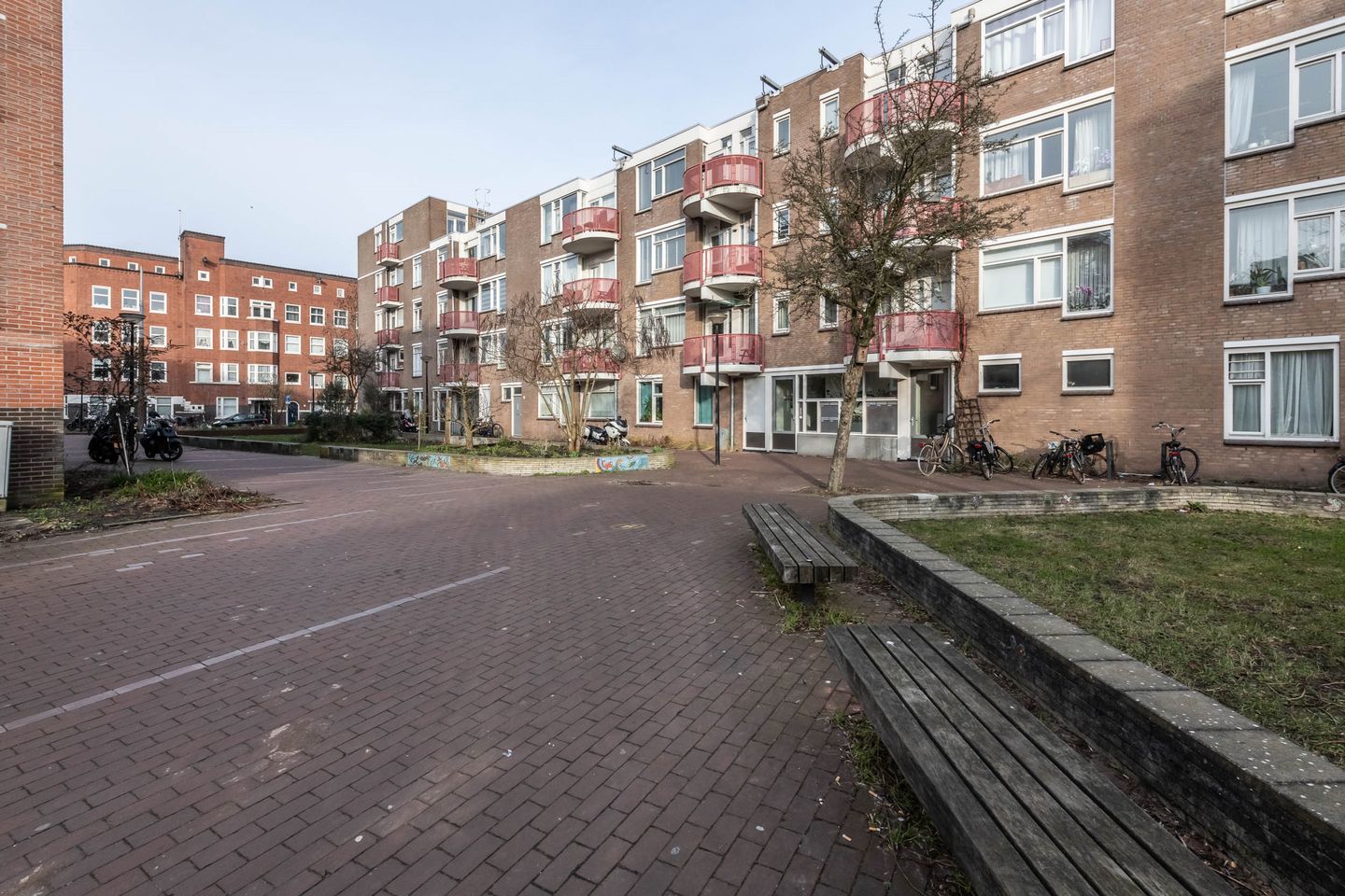 Foto 1 van Minahassastraat 9