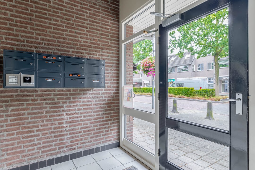 Photo 7 of Vincent van Goghstraat 3-A